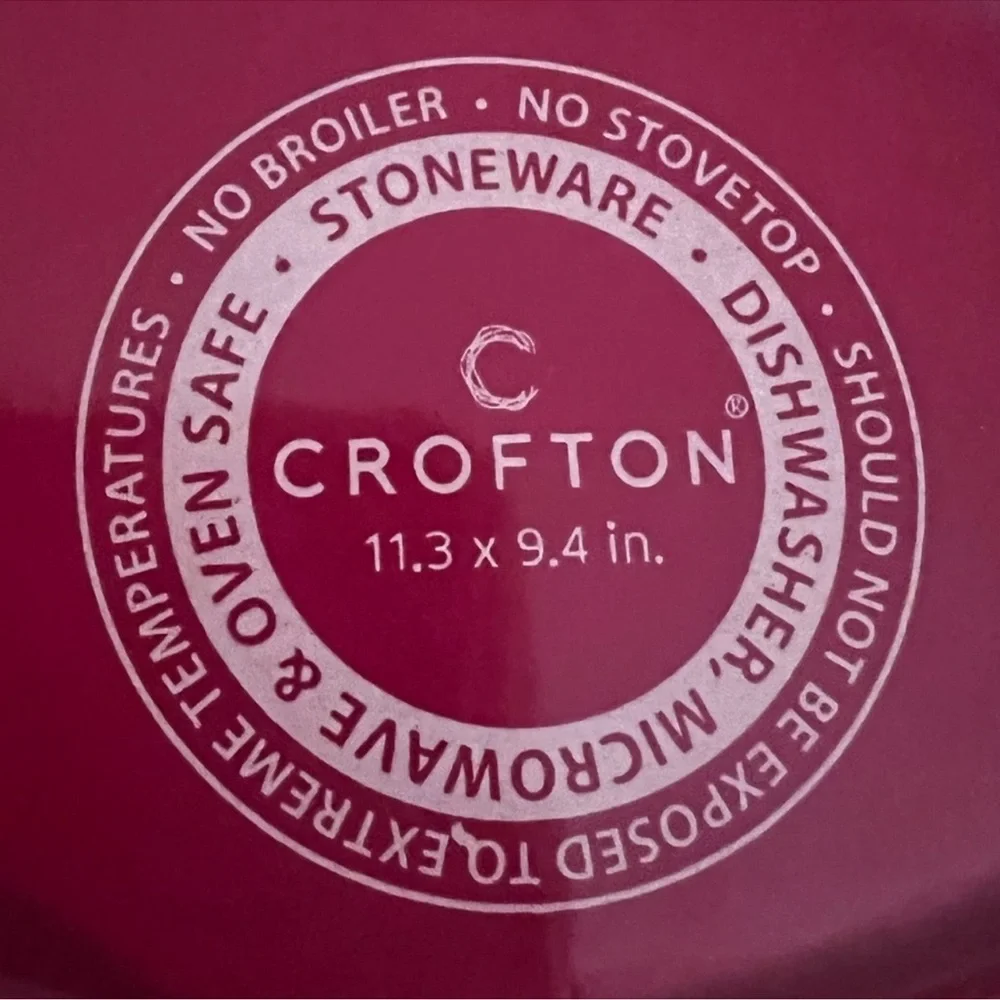 Red and White Crofton Ceramic Baking Dish